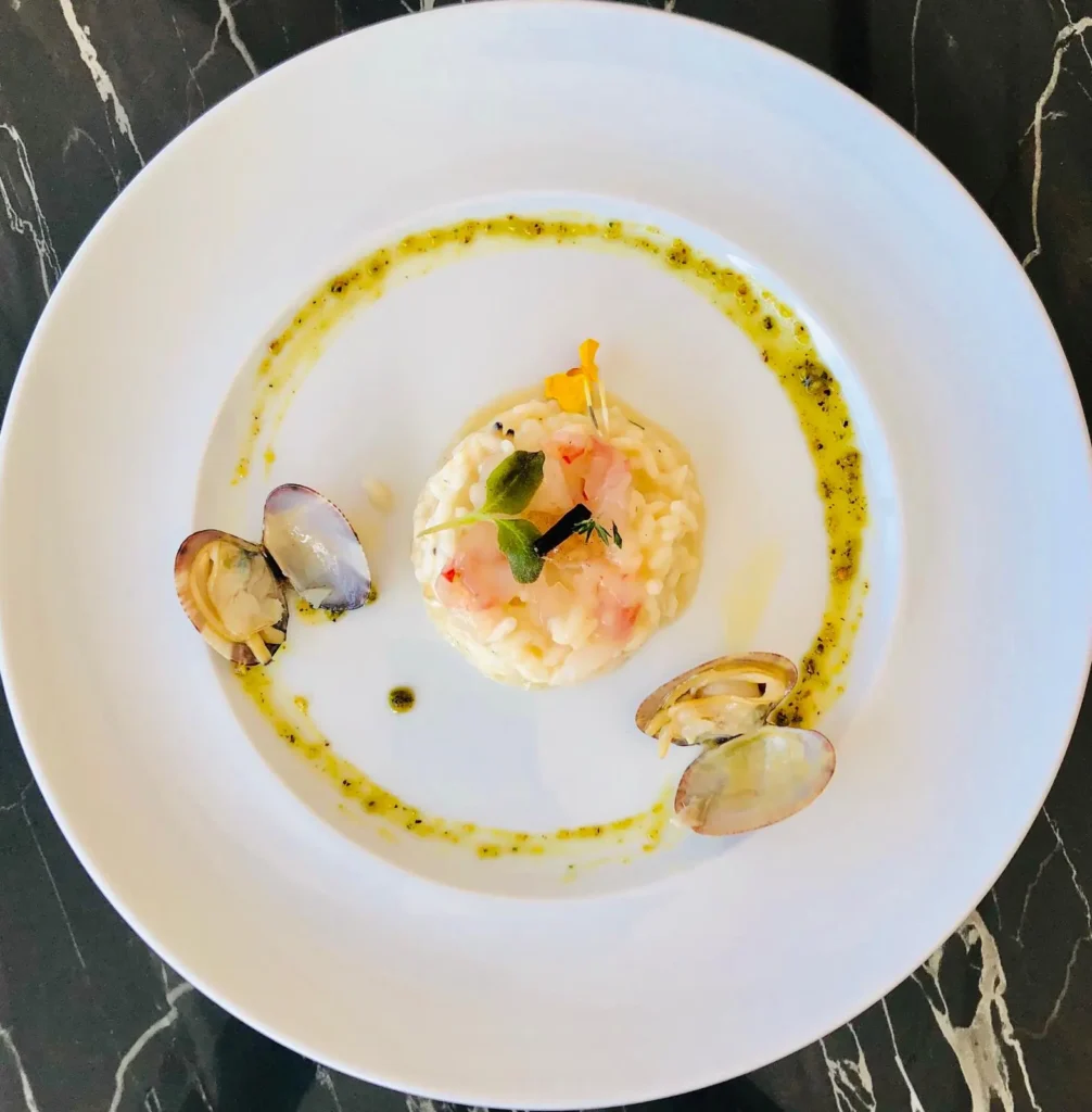 b80e5ba5-46ae-40c2-b614-29806159cef8