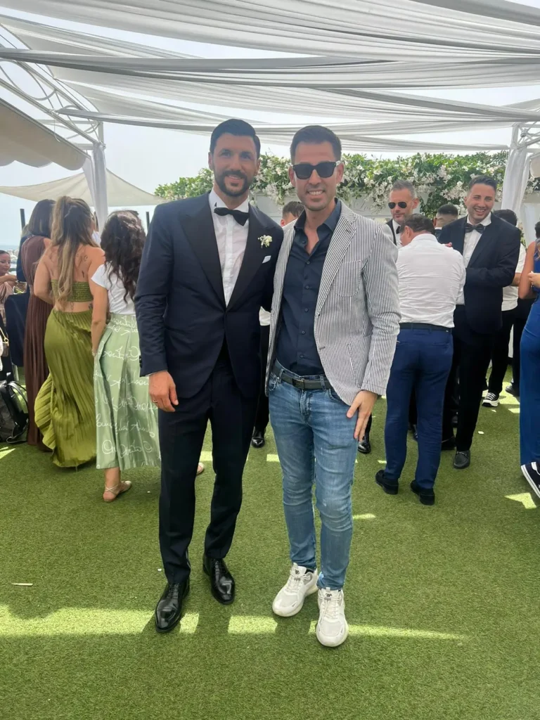 ec74c381-a5d5-4ac2-ae88-c2b7bf4893ea