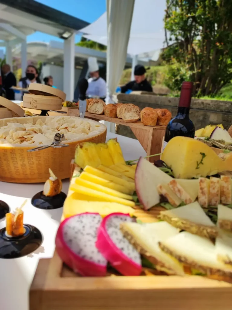 feffd19b-e796-42be-8da9-0fa7fc6f01a7